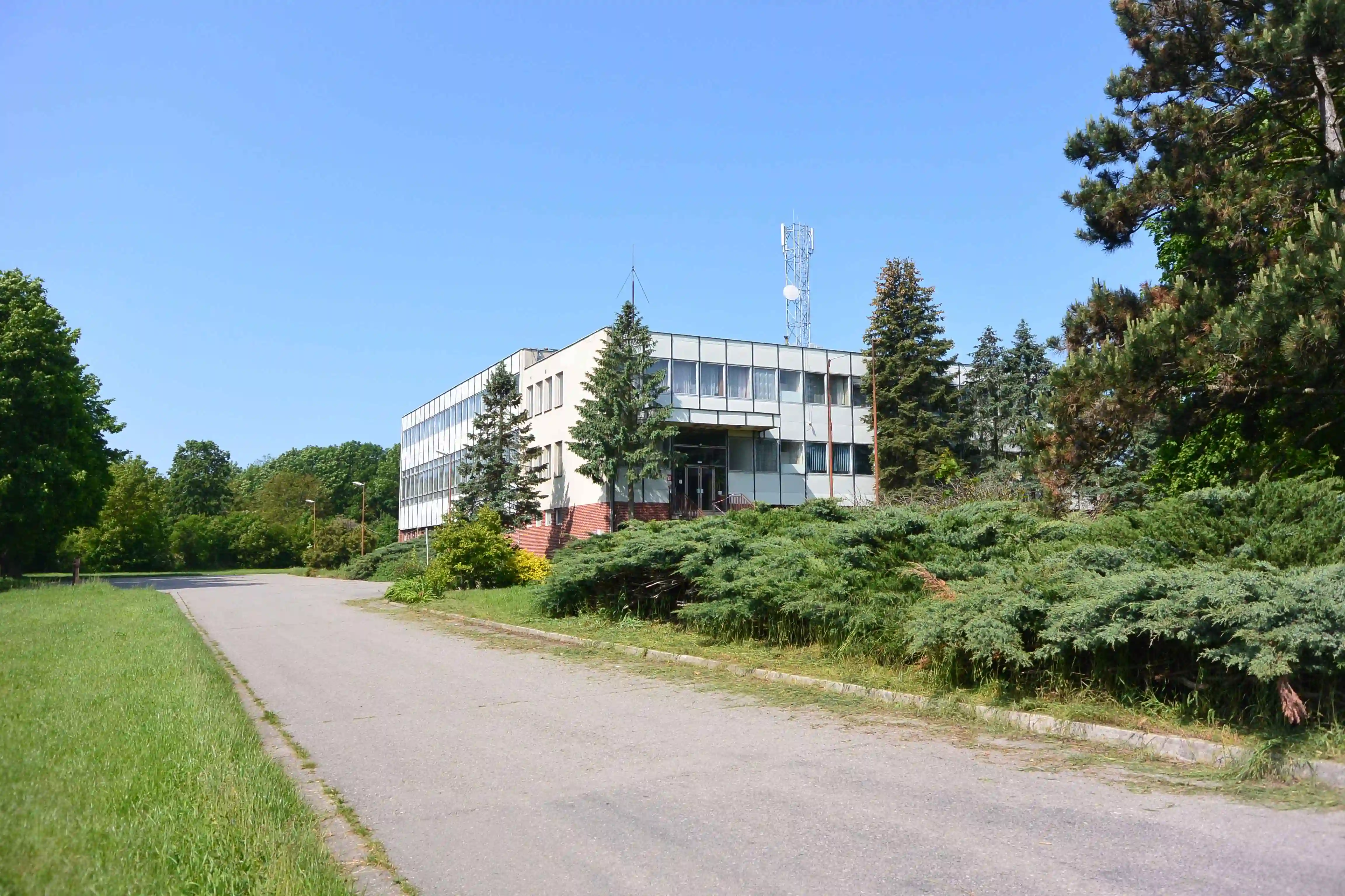 Administratívna budova PD Melčice-Lieskové